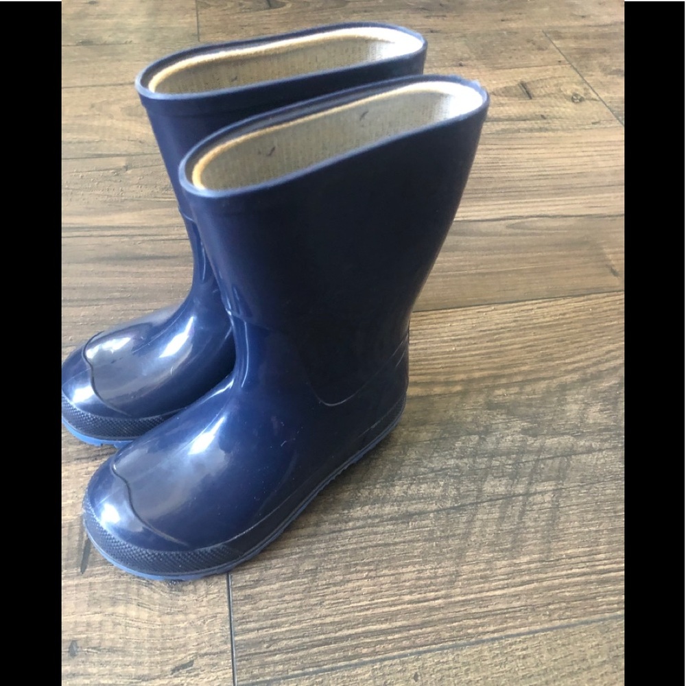 Rain boots